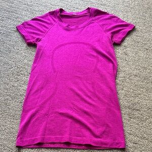 Women’s Lululemon Swiftly Tech